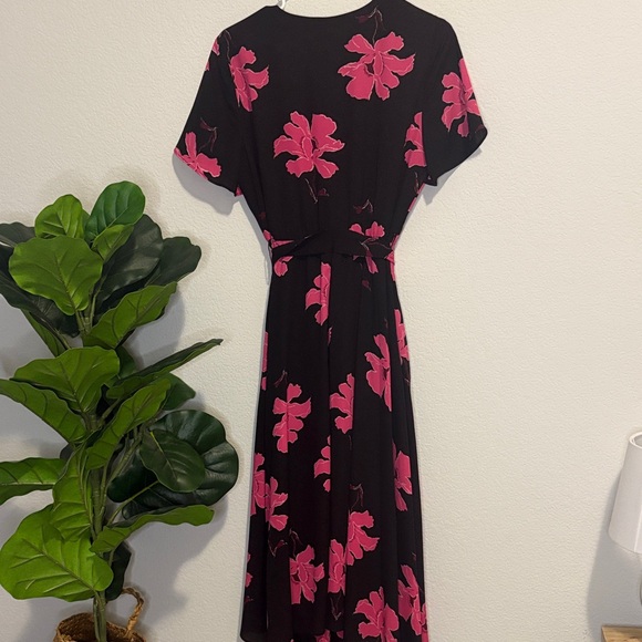 Alfani Black belted wrap Dress with Pink Floral Design 8 - Picture 6 of 7